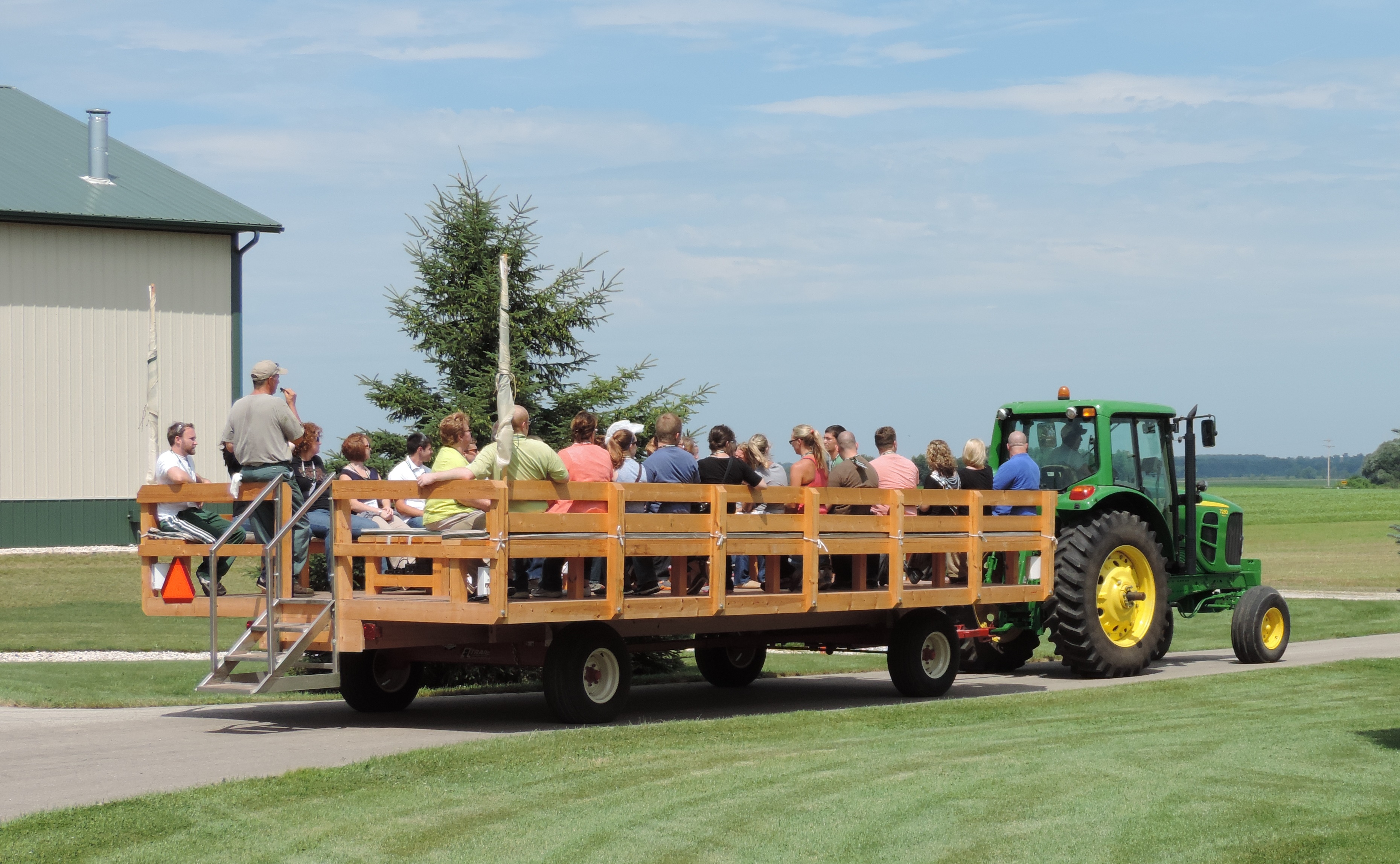 Palmer College of Chiropractic Students Tour Standard Process Inc.